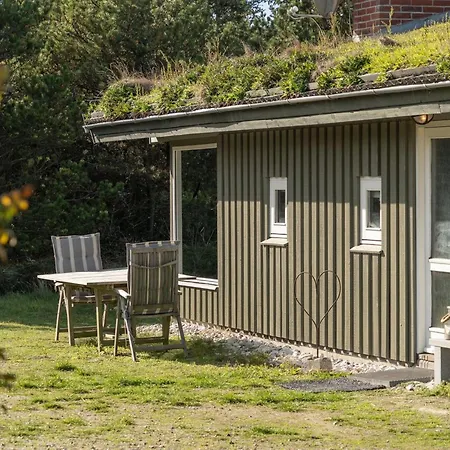 Neja - 400m From The Sea By Interhome